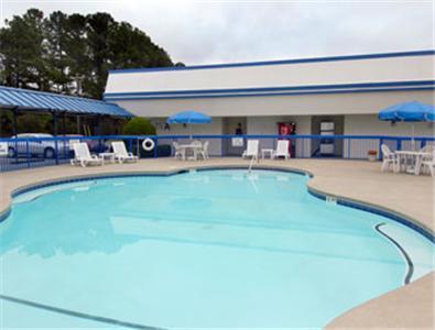 Howard Johnson By Wyndham Commerce Ga Motel Facilities photo